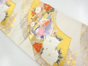 地紙に鴛鴦・菊・牡丹模様織出し袋帯